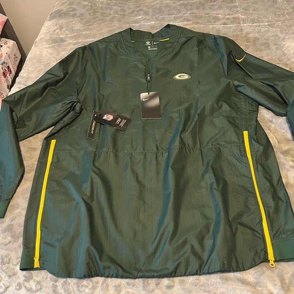 Green Bay Packers half zip - Picture 2 of 6